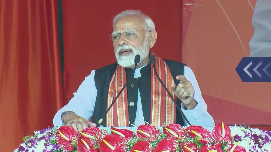 पीएम मोदी ने तेलंगाना में एक जनसभा कहा – ‘मैं 2-3 किलो गालियां रोजाना खाता हूं, लेकिन….’