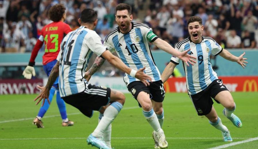 फीफा विश्व कप : लियोनेल मेसी के गोल से अर्जेंटीना ने मेक्सिको को हराया, चैंपियन फ्रांस नॉकआउट दौर में