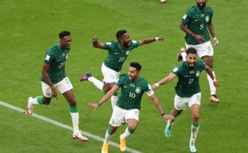फीफा विश्व कप में जबर्दस्त उलटफेर, सऊदी अरब के हाथों 1-2 से हारा लियोनेल मेसी का अर्जेंटीना