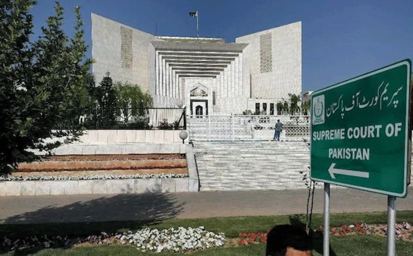 पाकिस्तानी उच्चतम न्यायालय का पुुलिस को निर्देश – 24 घंटे के भीतर दर्ज करें पूर्व पीएम इमरान खान पर हमले की प्राथमिकी