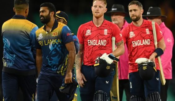 टी20 विश्व कप क्रिकेट : श्रीलंका को हरा इंग्लैंड सेमीफाइनल में, गत चैंपियन व मेजबान ऑस्ट्रेलिया बाहर