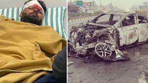 क्रिकेटर ऋषभ पंत सड़क दुर्घटना में घायल, हादसे के बाद कार में लगी भीषण आग