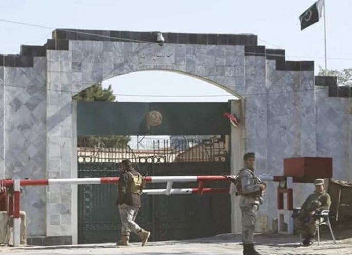 अफगानिस्तान : काबुल में पाकिस्तानी दूतावास पर हमला, राजदूत की हत्या की कोशिश, सुरक्षाकर्मी को लगीं गोलियां