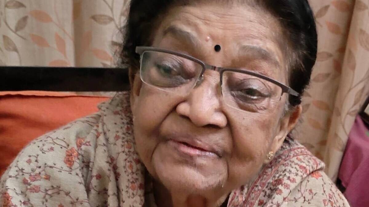 दिग्गज सिंगर Sumitra Sen का 89 वर्ष की उम्र में निधन, सीएम ममता बनर्जी ने जताया दुख