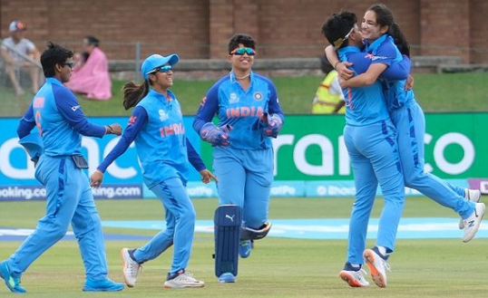 महिला टी20 विश्व कप : भारत लगातार तीसरी बार सेमीफाइनल में, बारिश से बाधित मैच में आयरलैंड 5 रनों से परास्त