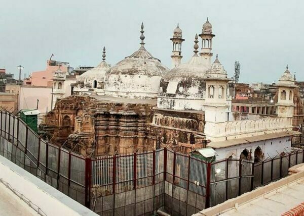 ज्ञानवापी मस्जिद विवाद : कोर्ट ने एएसआई सर्वे में वुजूखाने को शामिल करने की अर्जी खारिज की