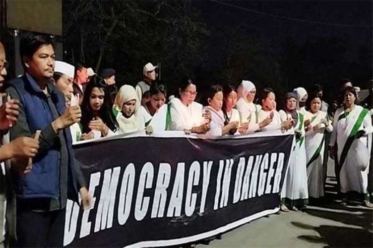 राहुल गांधी की अयोग्यता के खिलाफ मणिपुर में प्रदर्शन : पुलिस के साथ झड़प में कांग्रेस के चार कार्यकर्ता घायल