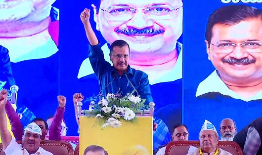 कर्नाटक में अरविंद केजरीवाल ने भाजपा पर कसा तंज – डबल इंजन की सरकार में भ्रष्टाचार दोगुना