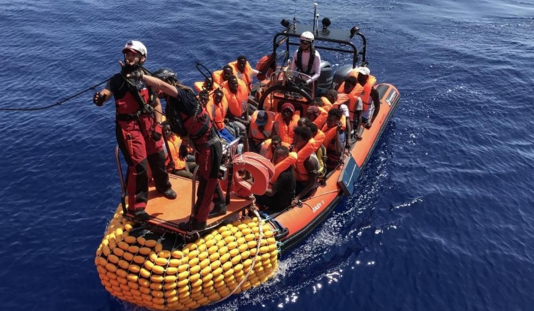 ट्यूनीशिया में हादसा : प्रवासियों की नौका डूबने से 29 लोगों की मौत, 11 बचाए गए