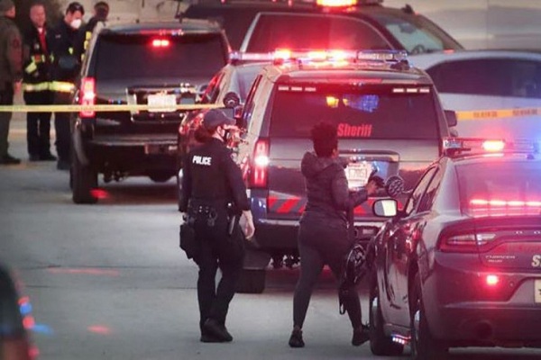 अमेरिका : टेक्सास के शॉपिंग मॉल में गोलीबारी, 8 लोगों की मौत, 7 घायल, हमलावर भी ढेर