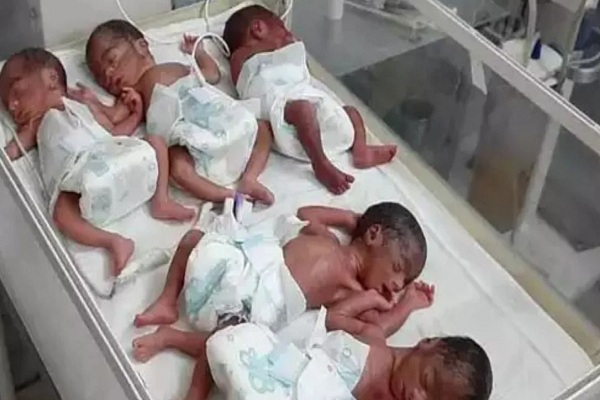 रांची : रिम्स में महिला ने एक साथ 5 बच्चों को दिया जन्म, जच्चा-बच्चा स्वस्थ