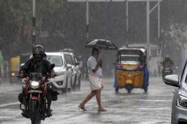 केरल में आया मॉनसून, दक्षिण के कई राज्यों में अगले 5 दिनों तक हल्की से मध्यम बारिश का संभावना