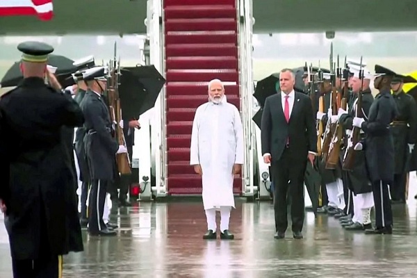पीएम मोदी अमेरिकी यात्रा के दूसरे चरण में वॉशिंगटन पहुंचे, राष्ट्रपति जो बाइडेन से होगी मुलाकात