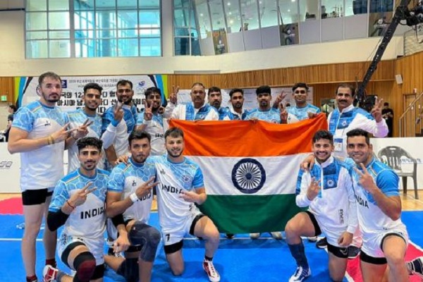 भारत ने आठवीं बार जीता एशियाई कबड्डी का खिताब, फाइनल में ईरान को दी शिकस्त