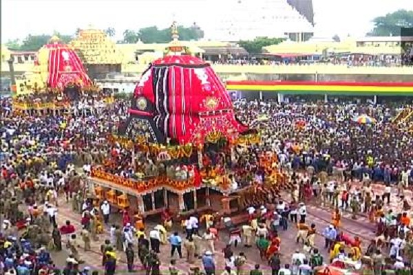 Odisha Rath Yatra: भगवान जगन्नाथ की रथ यात्रा के लिए हजारों श्रद्धालु पहुंचे पुरी