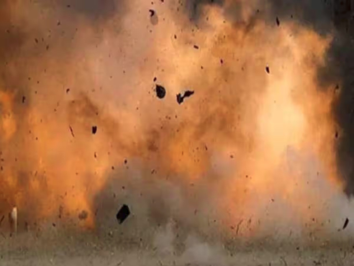 पाकिस्तान में आत्मघाती बम विस्फोट के पीछे इस्लामिक स्टेट का हाथ, पुलिस का दावा