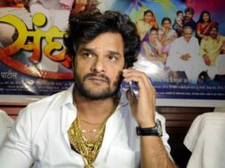 Patna: Actor Khesari Lal Yadav at a press conference during the promotions of their upcoming film “Sangharsh”, in Patna on Aug 20, 2018. (Photo: IANS)