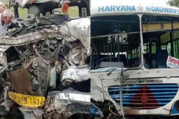 हरियाणा में दर्दनाक हादसा : रोडवेज बस की कार से टक्कर में 8 लोगों की मौत, 12 अन्य घायल