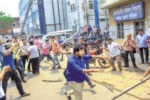 पश्चिम बंगाल पंचायत चुनाव में भारी खून खराबा, 19 लोगों की मौत, भाजपा ने उठाई सीबीआई जांच की मांग