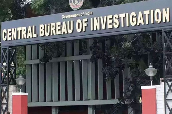 रिश्वतखोरी में CBI की काररवाई : कॉरपोरेट मामलों के मंत्रालय के अधिकारियों समेत 4 गिरफ्तार