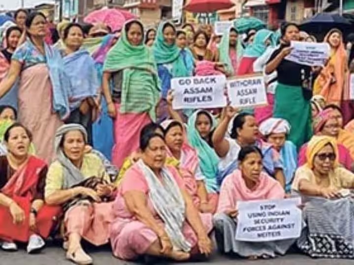 Manipur Violence: मणिपुर में एक और गैंगरेप का दावा, सड़कों पर उतरे लोग, विरोध-प्रदर्शन जारी