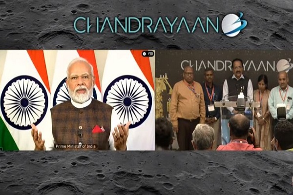 पीएम मोदी ने चंद्रयान-3 की सफलता पर देशवासियों को दी बधाई, बोले – यह विकसित भारत के शंखनाद का पल