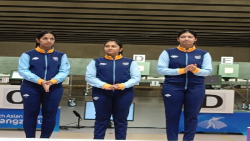 एशिया खेल : रमिता, मेहुली, आशी ने महिलाओं की 10 मीटर एयर राइफल में रजत पदक जीता