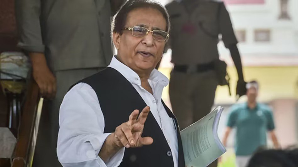 सपा नेता आजम खान के कई ठिकानों पर पड़ा इनकम टैक्स का छापा, जौहर यूनिवर्सिटी से जुड़ा है मामला