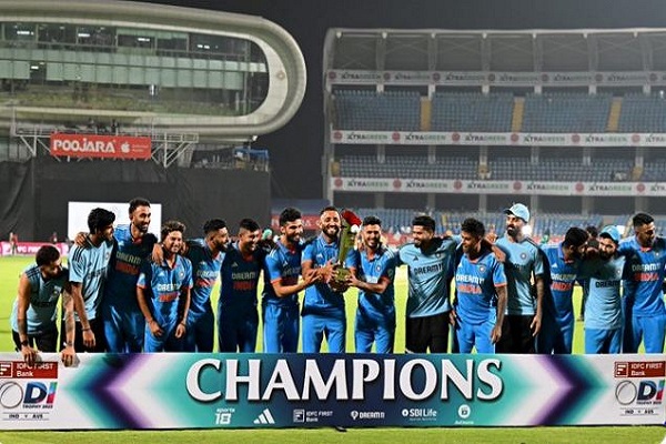 प्रभावी जीत के सहारे क्लीन स्वीप से बचा ऑस्ट्रेलिया, भारत ने 2-1 से एक दिनी सीरीज अपने नाम की