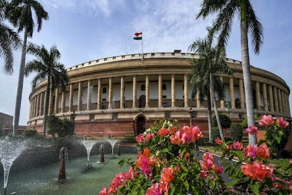 केंद्र सरकार ने संसद के विशेष सत्र से एक दिन पहले बुलाई सर्वदलीय बैठक, उसी दिन जारी हो सकता है एजेंडा