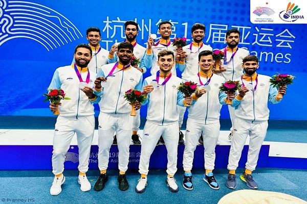 हांगझू एशियाई खेल : भारतीय पुरुष बैडमिंटन टीम स्वर्ण से चूकी, लेकिन रजत पदक के साथ रचा इतिहास