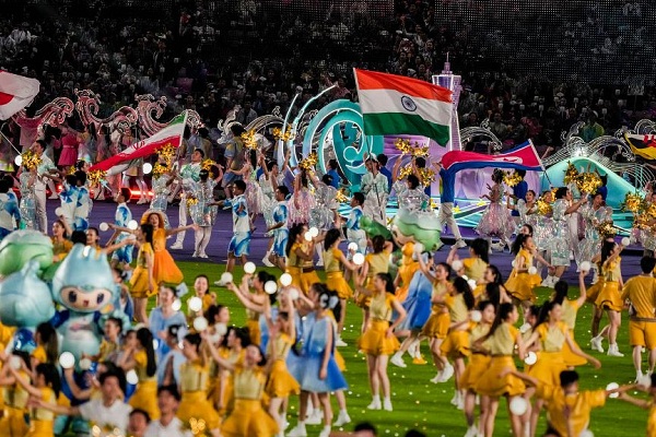 ‘शुक्रिया हांगझू….आइची-नागोया में फिर मिंलेगे’ के वादे के साथ एशियाई खेलों का रंगारंग समापन