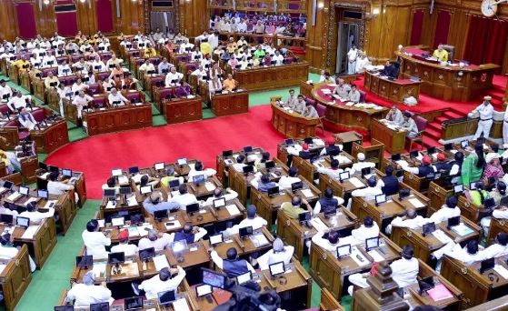 यूपी विधानसभा का शीतकालीन सत्र आज से शुरू: सीएम योगी और नेता प्रतिपक्ष ने दी भाजपा विधायक को श्रद्धांजलि
