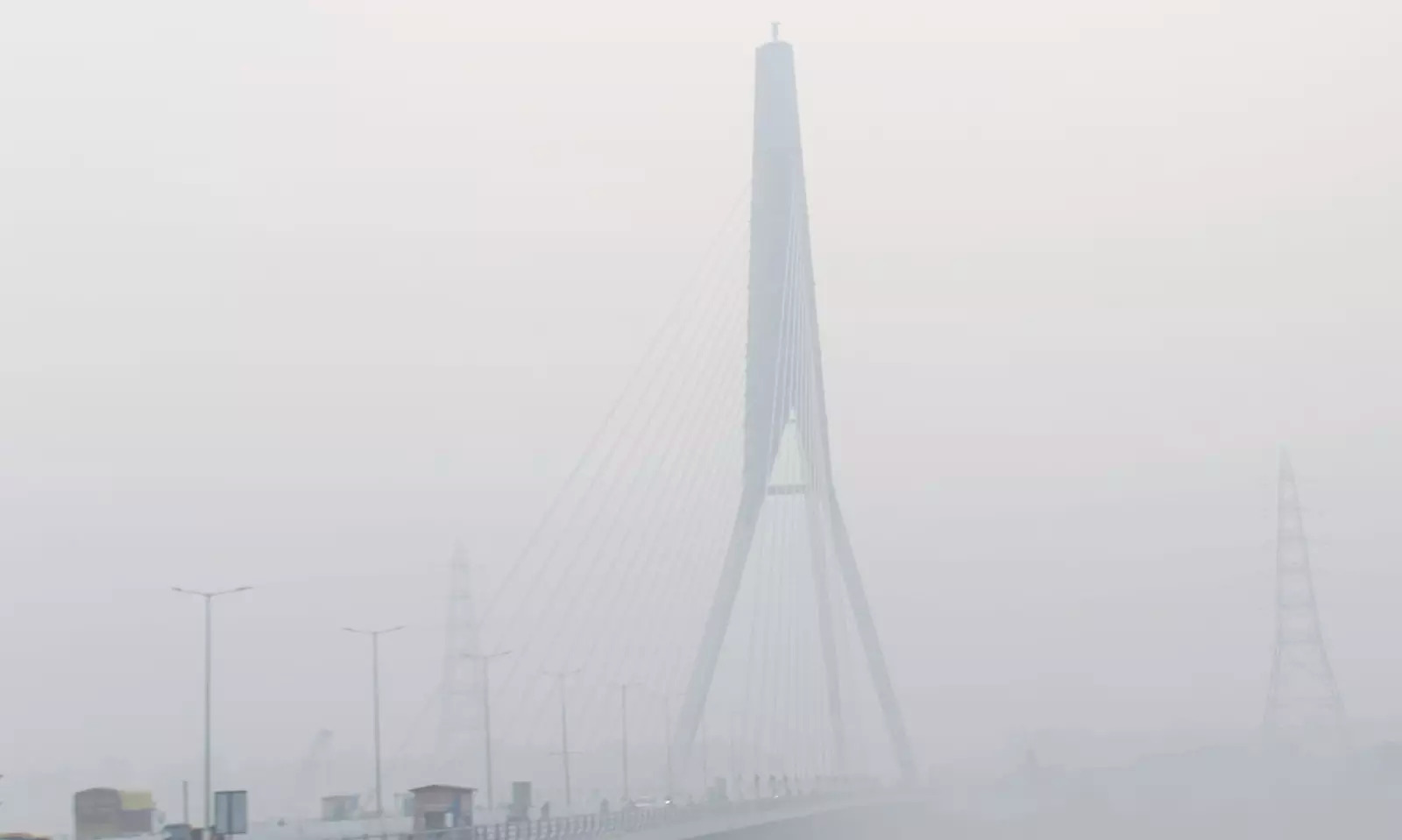 दूषित हवा: दिल्ली की वायु गुणवत्ता ‘बहुत खराब’ श्रेणी में, एक्यूआई 336