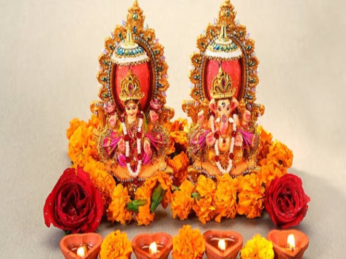 Diwali 2023: 12 नवंबर को मनाई जाएंगी दीवाली, इस शुभ मुहूर्त में करें लक्ष्मी पूजा