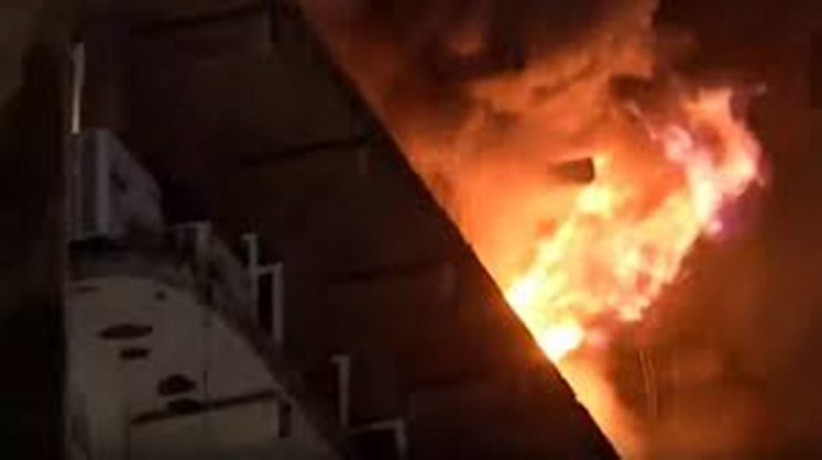 हैदराबाद: आवासीय इमारत में आग से नौ मरे, मृतकों को पांच-पांच लाख रुपये के मुआवजे का एलान