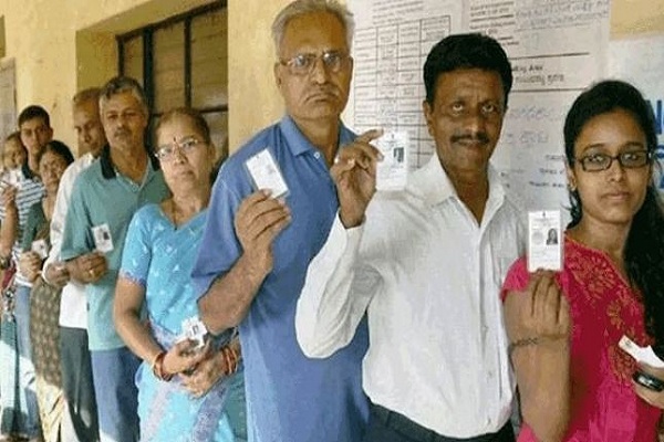 तेलंगाना चुनाव : शाम 5 बजे तक 63.94 फीसदी मतदान, कुछ बूथों पर झड़प