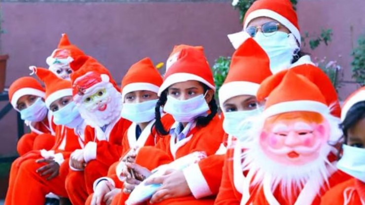 देशभर में क्रिसमस की धूम, प्रधानमंत्री मोदी और राहुल गांधी समेत इन नेताओं ने दी देशवासियों को बधाई