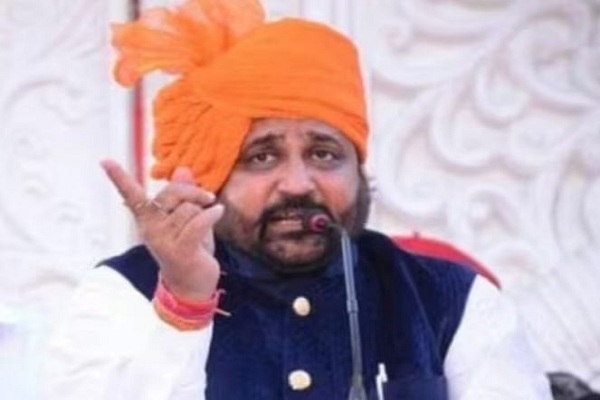 जयपुर : करणी सेना के राजस्थान अध्यक्ष सुखदेव सिंह गोगामेड़ी की घर में घुसकर हत्या, लॉरेंस बिश्नोई गैंग ने ली जिम्मेदारी
