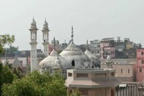 ज्ञानवापी मस्जिद केस : ASI ने जिला अदालत को सौंपी सीलबंद रिपोर्ट, पक्षकारों को 21 दिसम्बर को दी जाएगी रिपोर्ट की प्रति