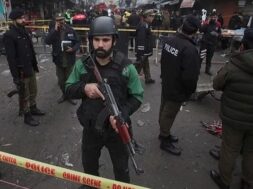 पाकिस्तान मे आतंकी हमला