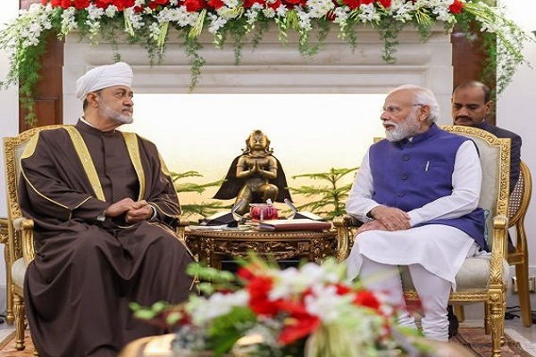 पीएम मोदी ने हैदराबाद हाउस में ओमान के सुल्तान हैथम बिन तारिक संग की द्वपक्षीय वार्ता