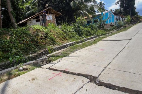 फिलीपींस में 7.5 तीव्रता के भूकंप से कांपी धरती, सुनामी की चेतावनी