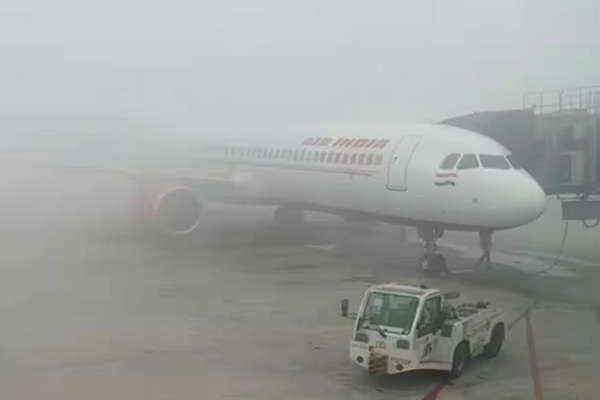 अब कोहरे के कारण विलम्बित नहीं होगी उड़ान : सिंधिया ने उड़ान सेवाओं के बेहतर संचालन के लिए पेश की कार्ययोजना