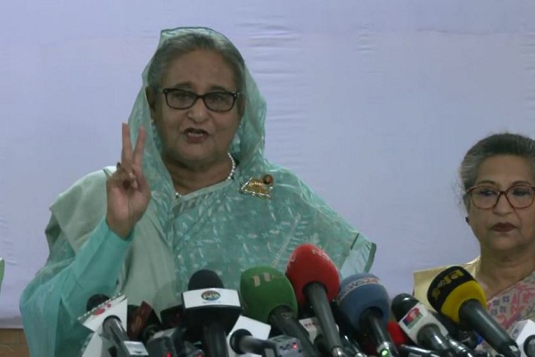 बांग्लादेश में हिंसा के बीच मतदान, शेख हसीना ने वोट डालने के बाद की भारत की तारीफ