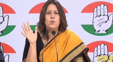 सुप्रिया श्रीनेत