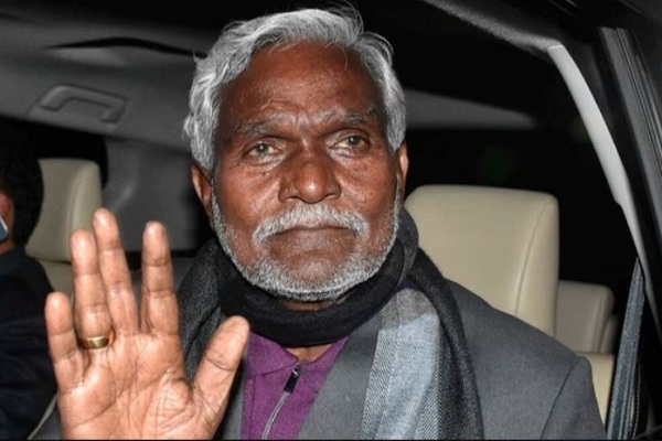 झारखंड : चंपई सोरेन ने राज्यपाल राधाकृष्णन से की भेंट, पेश किया सरकार बनाने का दावा