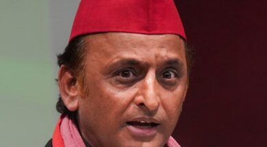 अखिलेश यादव