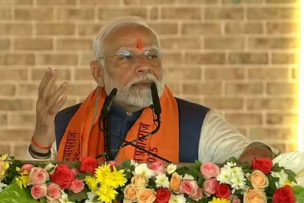 प्रयागराज में बोले पीएम मोदी – ‘महाकुम्भ एकता का महाकुम्भ है, जो दुनिया को संदेश देगा’