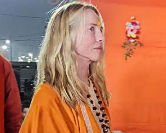 महाकुंभ से अचानक लौटीं स्टीव जॉब की पत्नी लॉरेन पॉवेल, 10 दिन तक करना था प्रवास